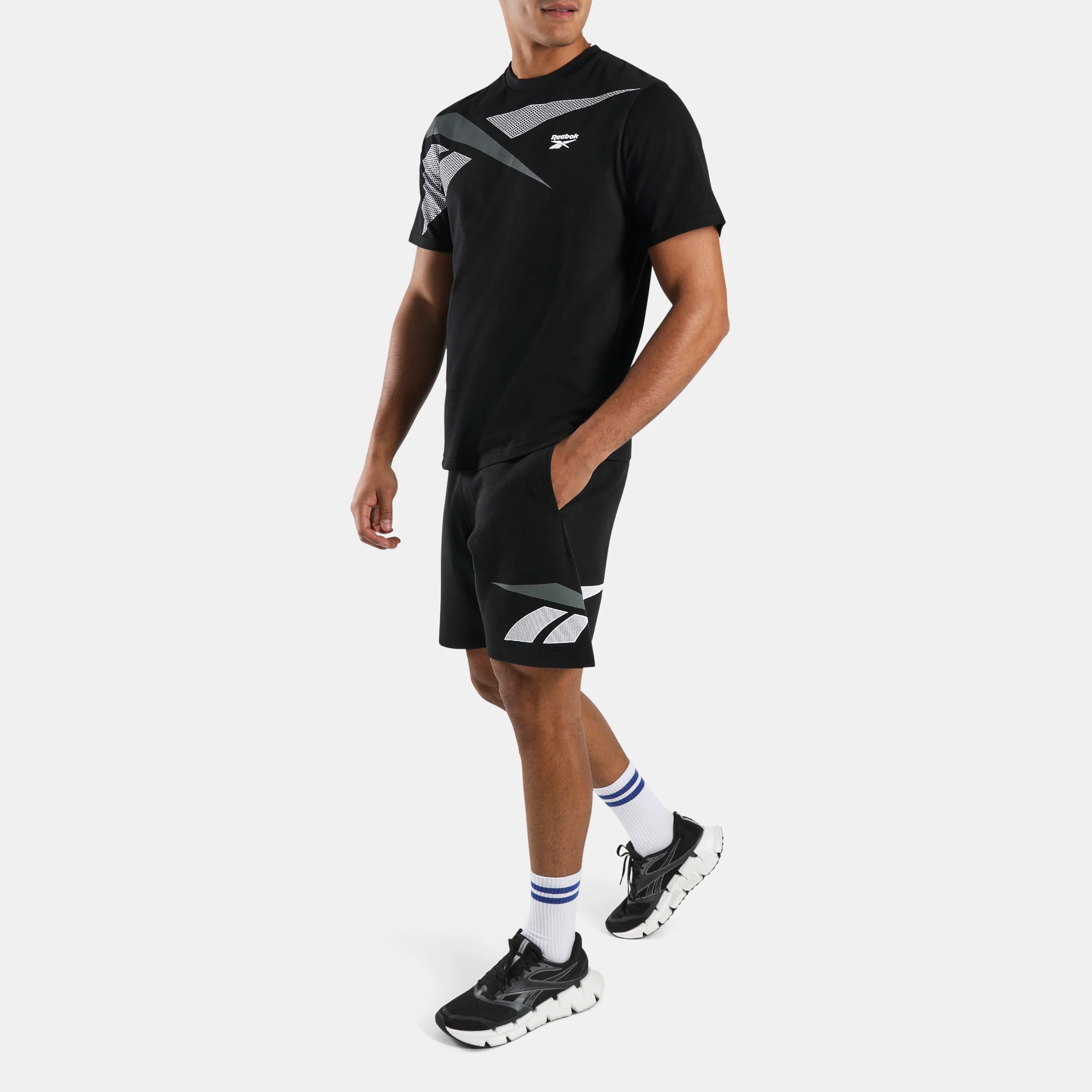 Logo Placecement Pique Men's Shorts - Image 3