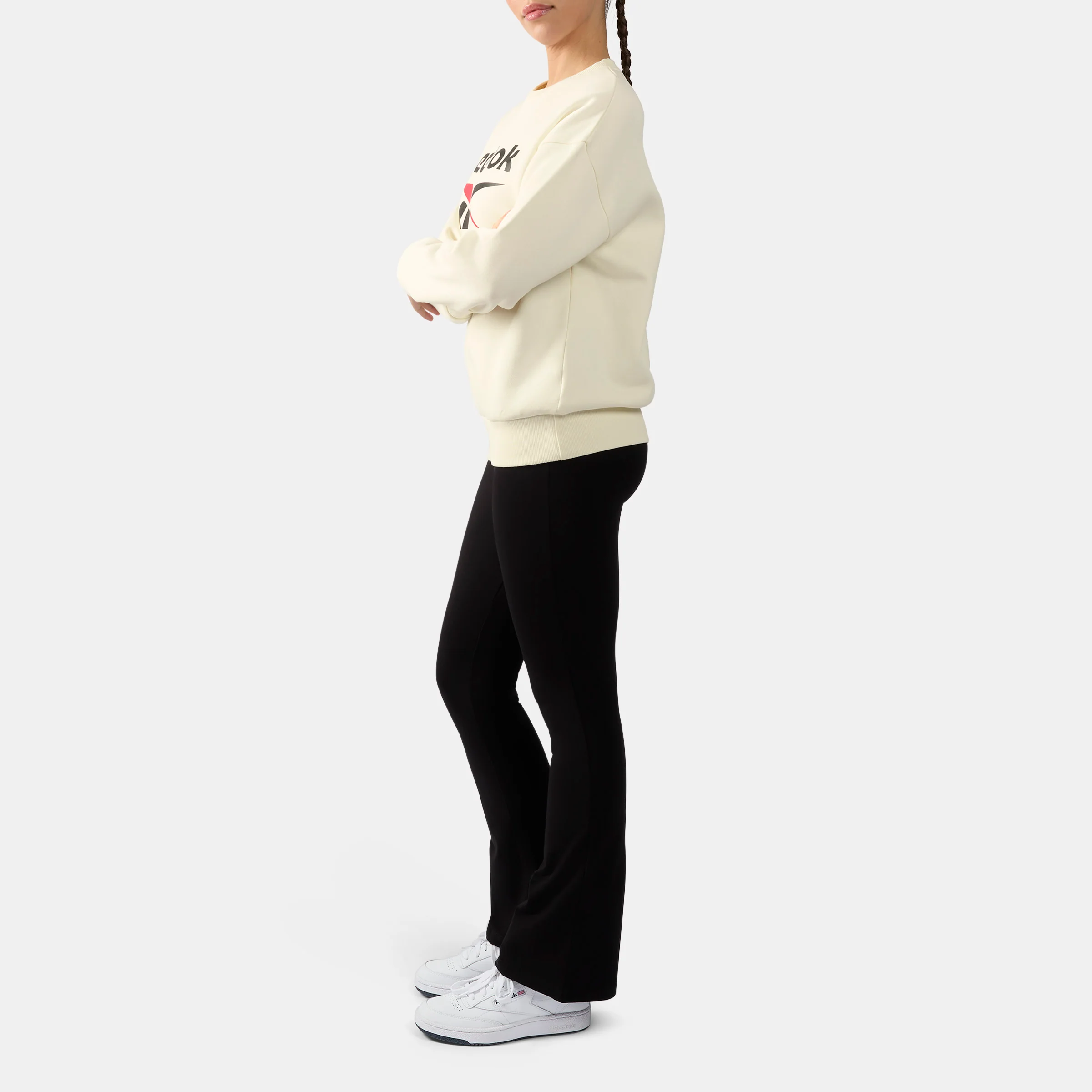 Reagan Oversized Crewneck Women's Sweatshirt - Image 3