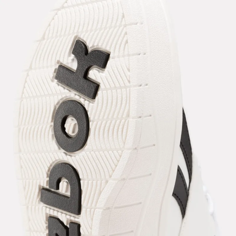 Court Advance Surge Women's Sneakers - Image 7