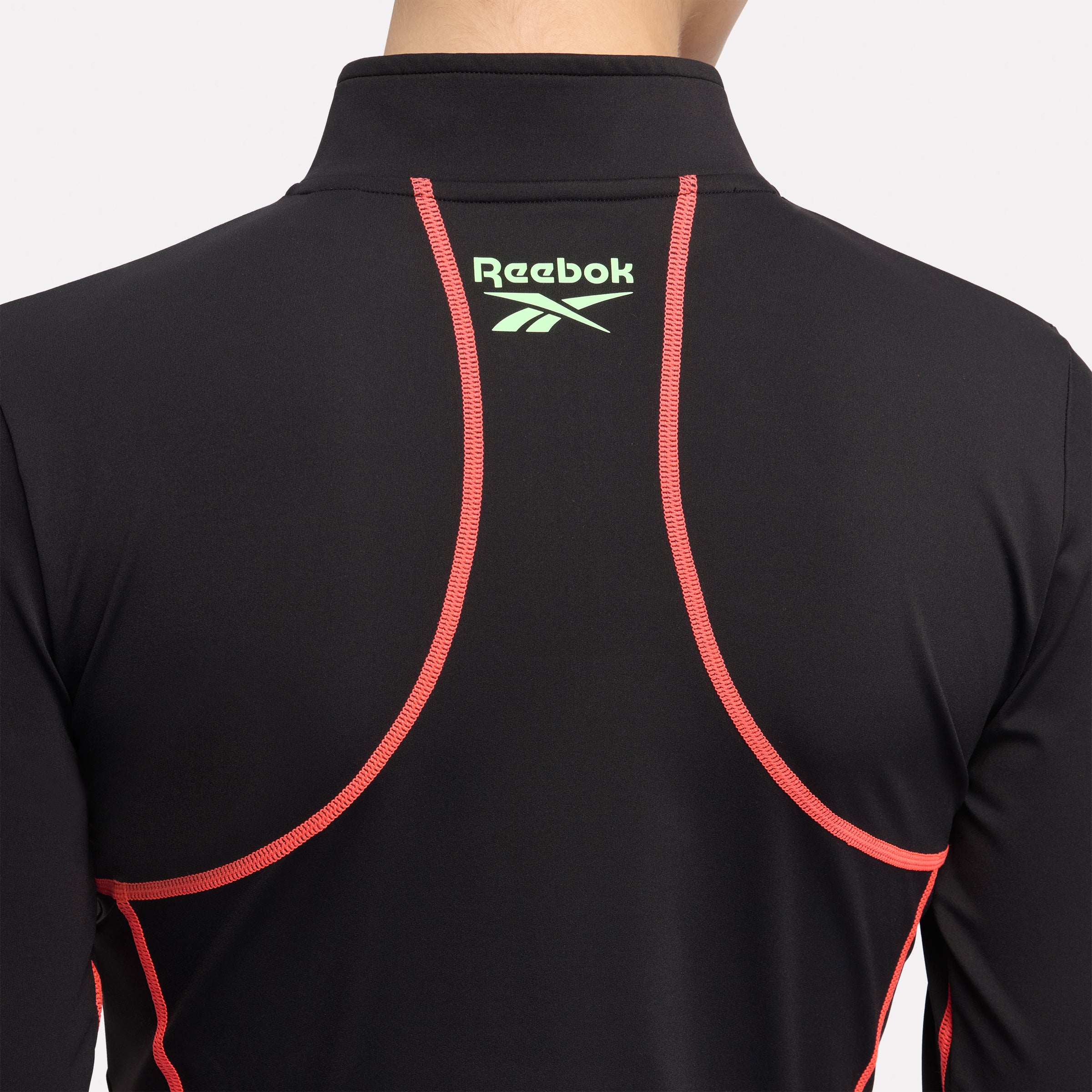 Sport Street Fitted Crop Top - Image 4