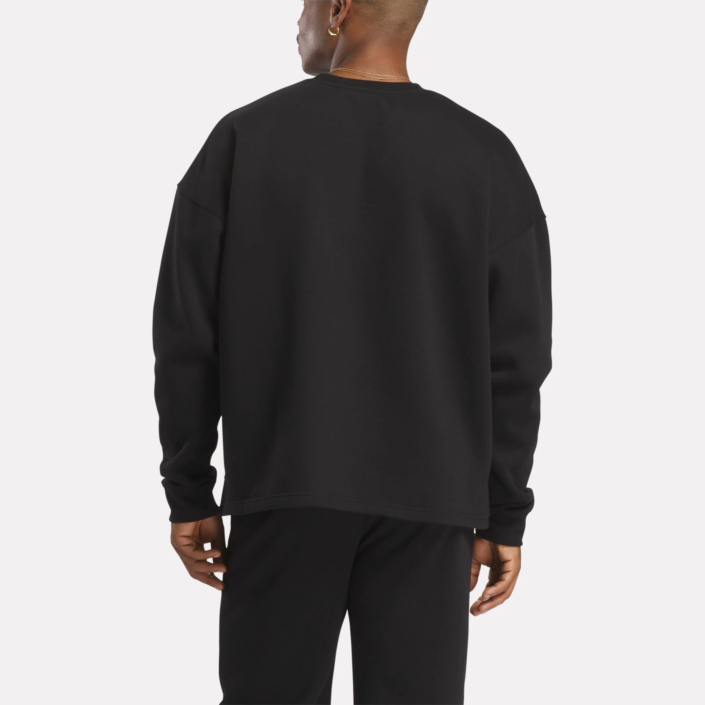 Wardrobe Essentials Men's Sweatshirt - Image 5